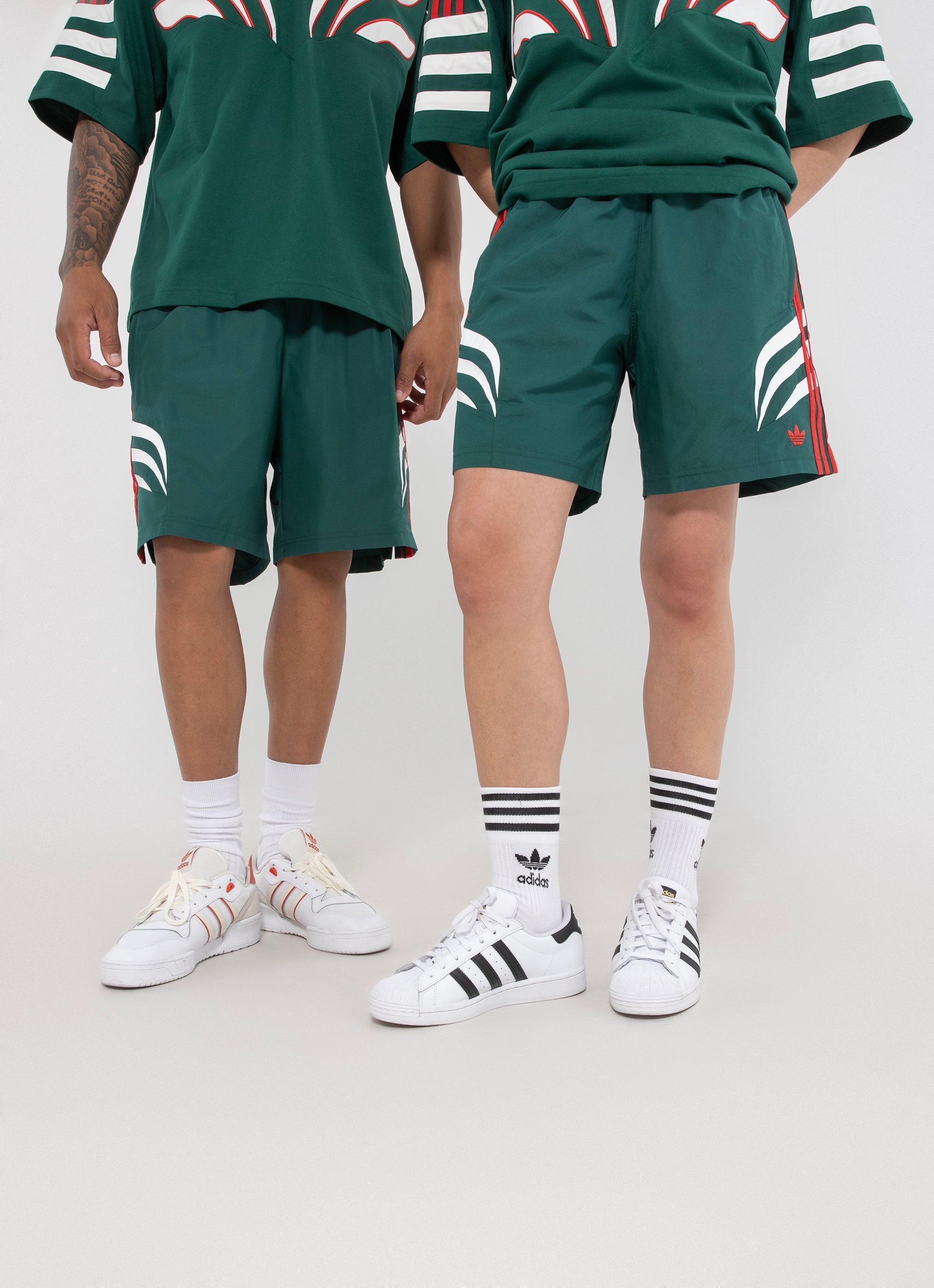 気になる対象商品 Atl Q3 Originals Adidas Shorts Rat Red | Green in Clothing