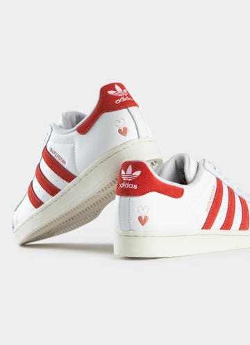 Adidas Originals Superstar Shoes - Womens in White