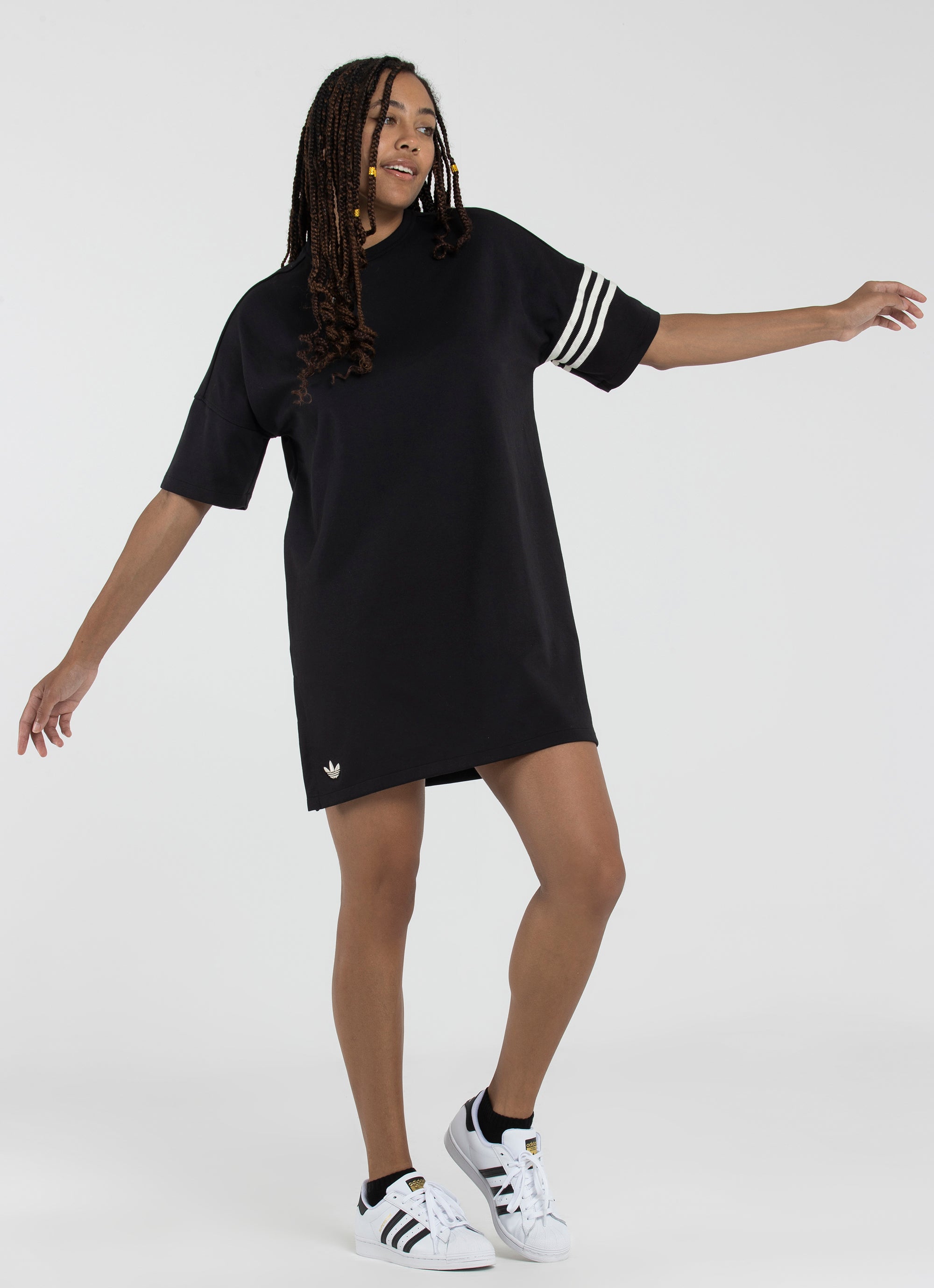 buitenste Spreek uit onaangenaam Adidas Originals Adicolor Neuclassics Tee Dress - Womens in Black | Red Rat