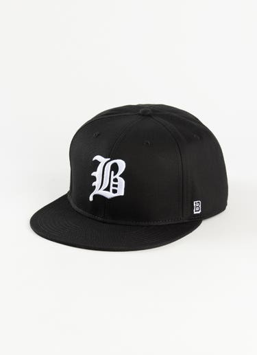 Barrio Logo Fitted Cap in Black