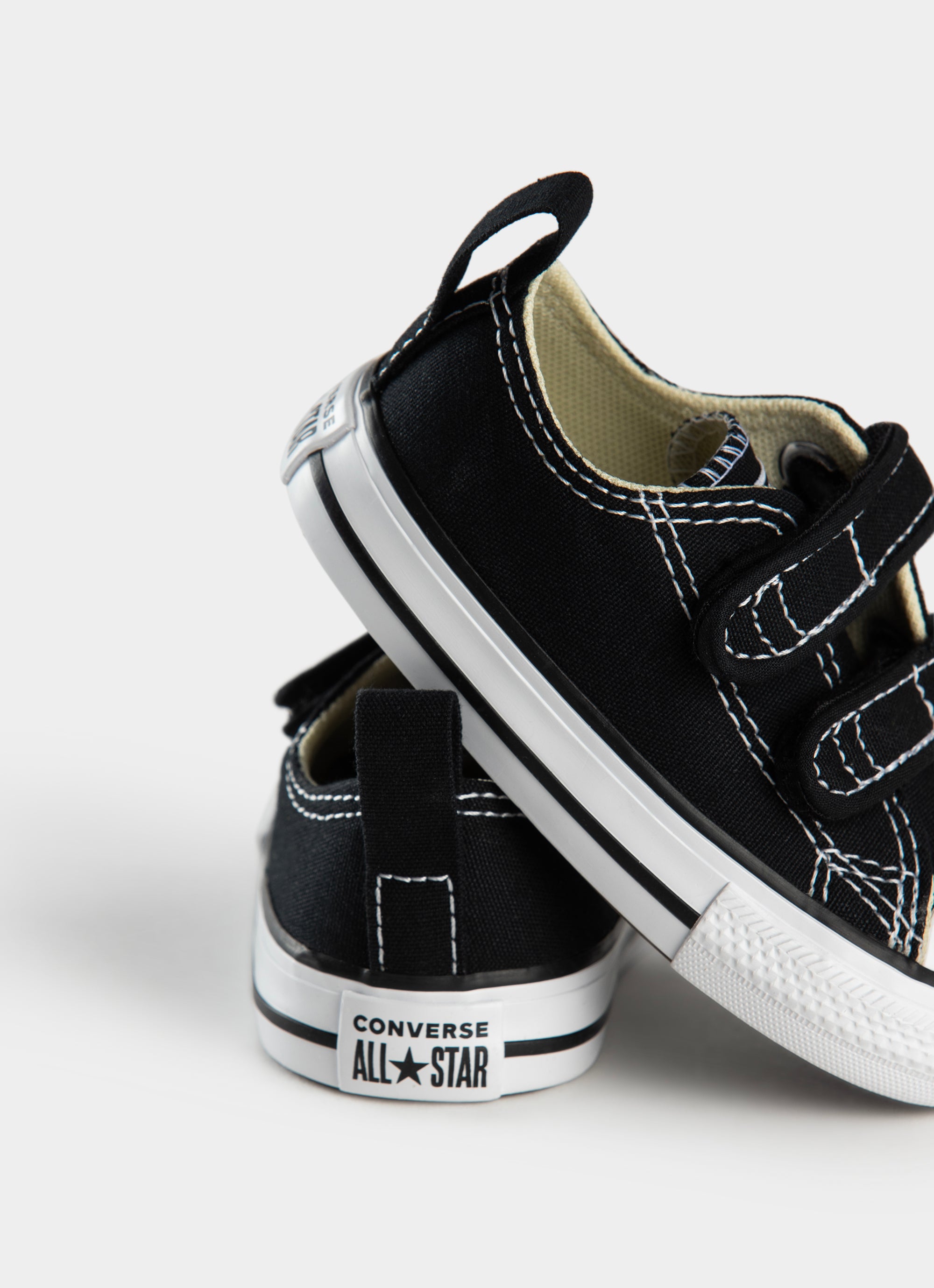 Converse Chuck Taylor 2v Slip Canvas Shoes - Infant in Black