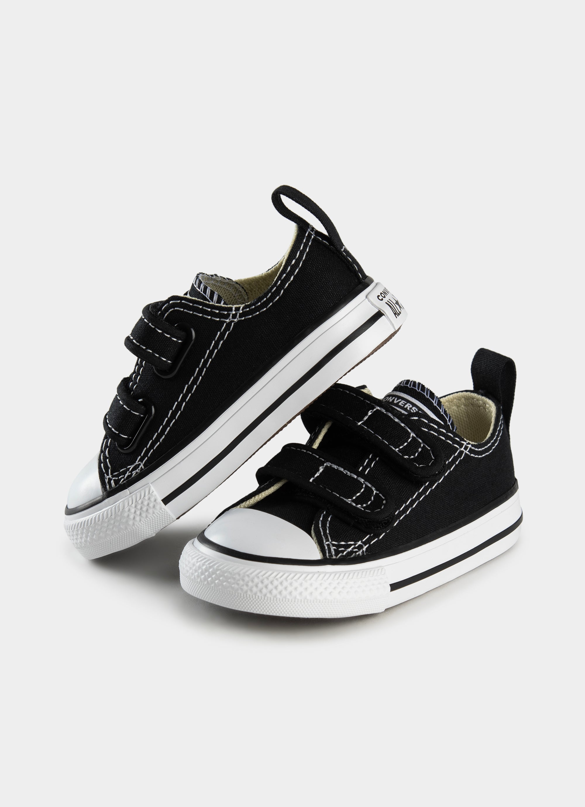 Converse Chuck Taylor 2v Slip Canvas Shoes - Infant in Black