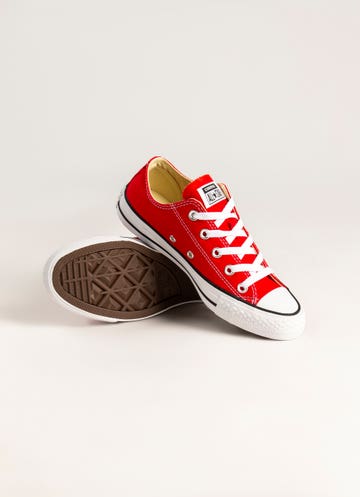 Converse Chuck Taylor All Star Low Shoe in Red