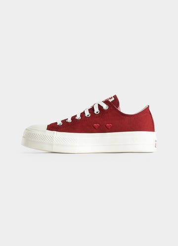 Converse Chuck Taylor Lift Valentines Low Shoes - Womens in Red