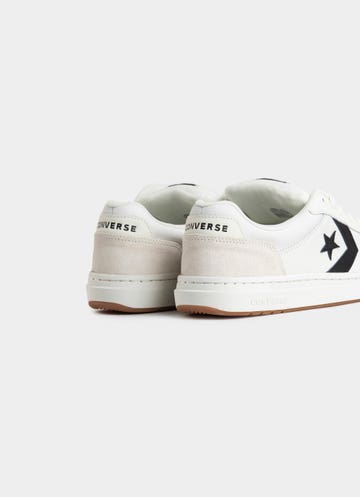 Converse Pro Blaze Classic Low Shoes - Unisex in Multi