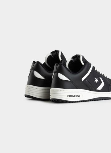 Converse Weapon Seasonal Colour Low Shoes - Unisex in Black