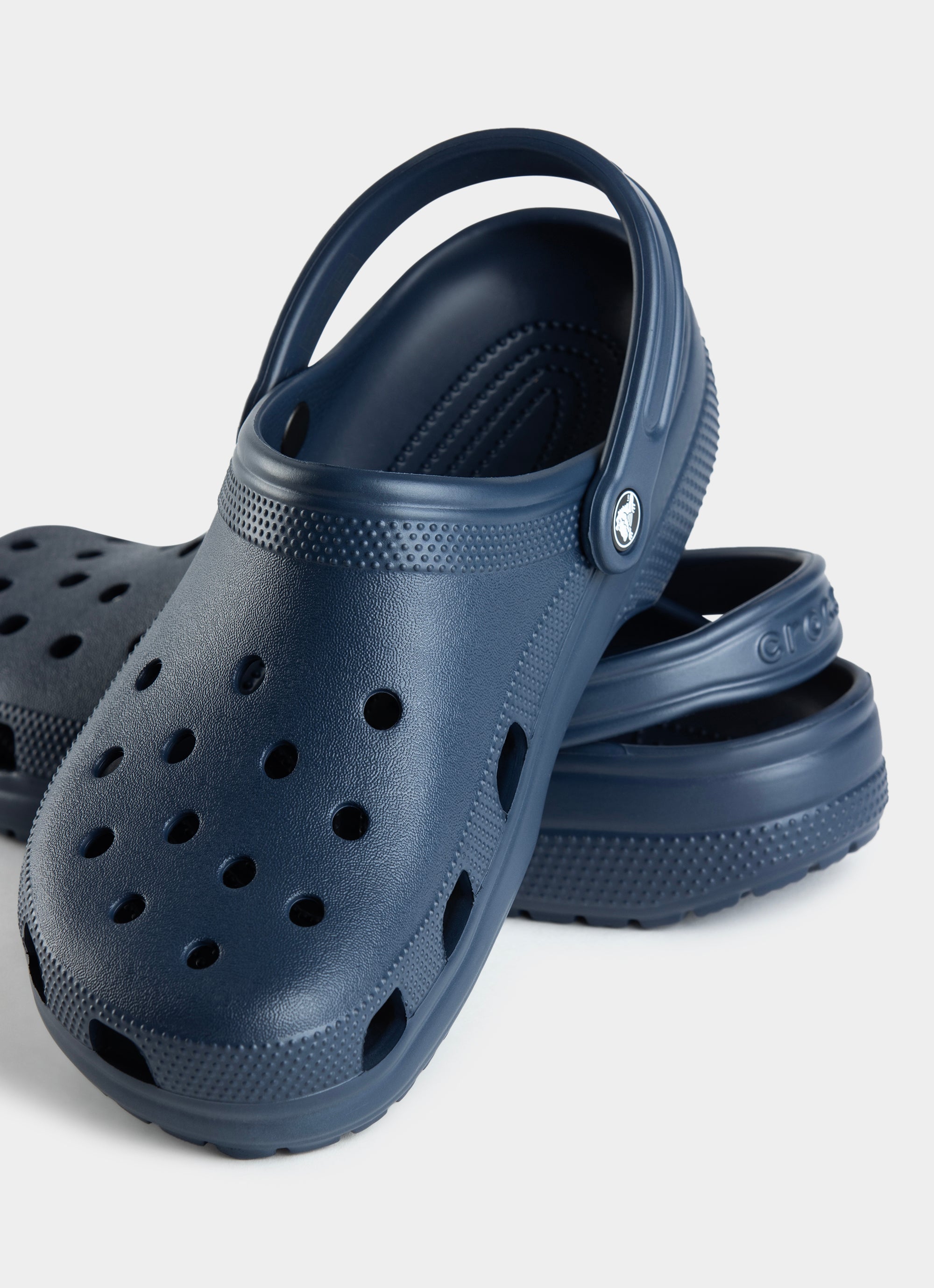 Crocs Classic Clog - Unisex in Blue