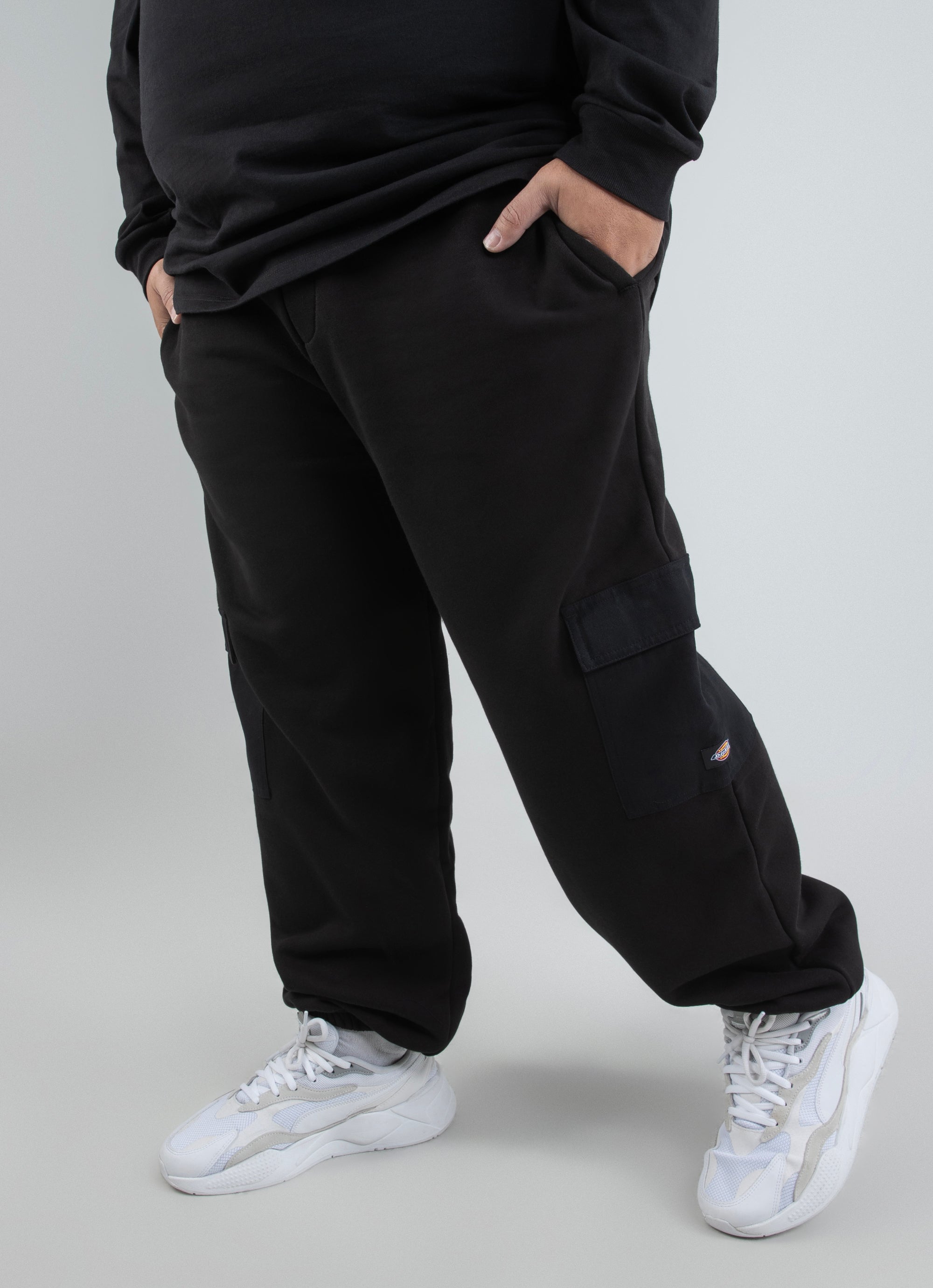 SPORTIFY Mens Cotton Knit Melange Grey Color Casual Cargo Track Pants With  Bottom Rib & Side Patch Pockets in Udaipur-Rajasthan at best price by Mera  Sai Traders - Justdial