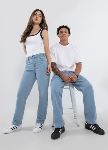 Dickies Relaxed Straight Fit Jeans in Blue