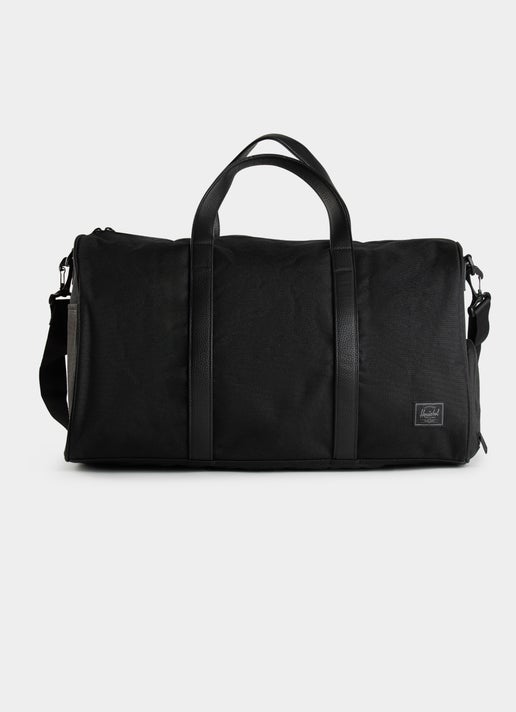 Herschel Novel Duffle 43l in Black Red Rat