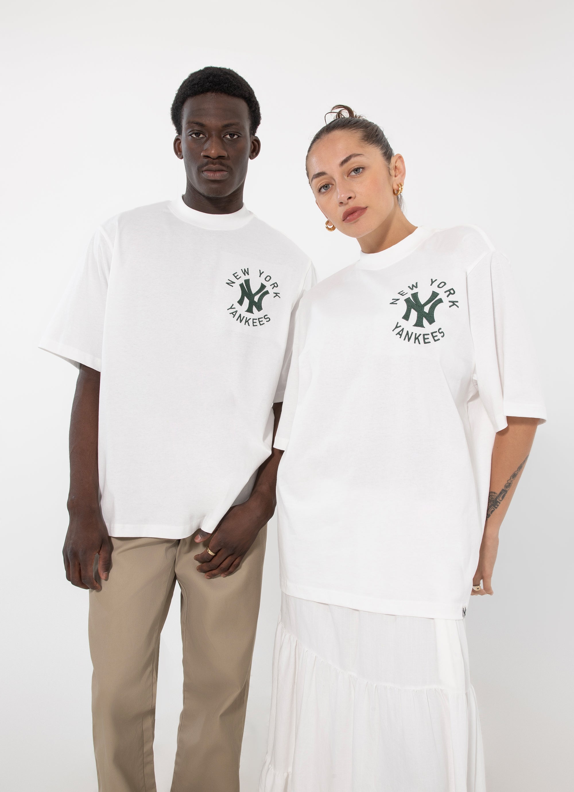 Majestic Mlb New York Yankees Logo Tee in White | Red Rat