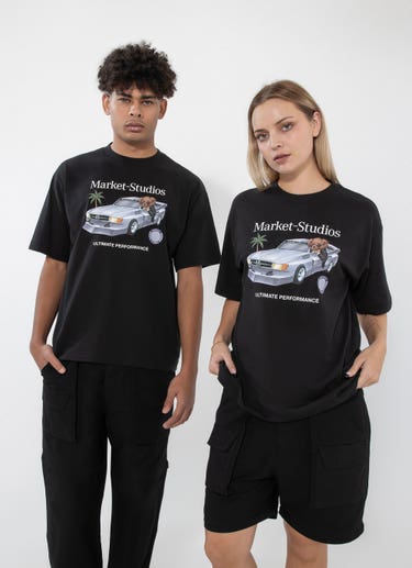 Market Des Bear Tee in Black