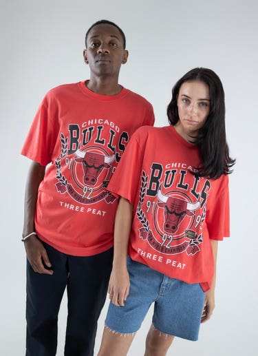 Mitchell & Ness Nba Chicago Bulls Arch Tee in Red