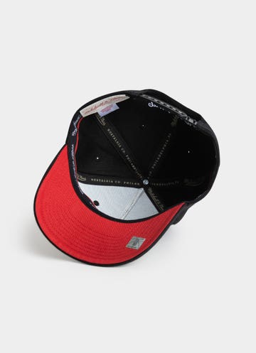 Mitchell & Ness Nba Chicago Bulls Buzzer Beater Mvp Snapback Cap in Black