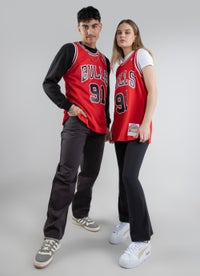 Mitchell & Ness NBA Chicago Bulls 'Dennis Rodman' Swingman Jersey