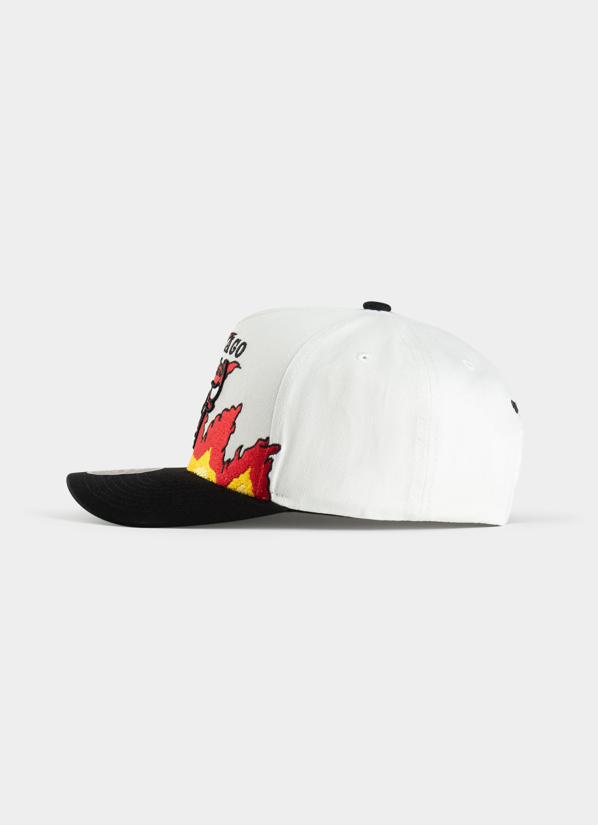 Mitchell & Ness Nba Chicago Bulls Flametooth Pro Pinch Snapback