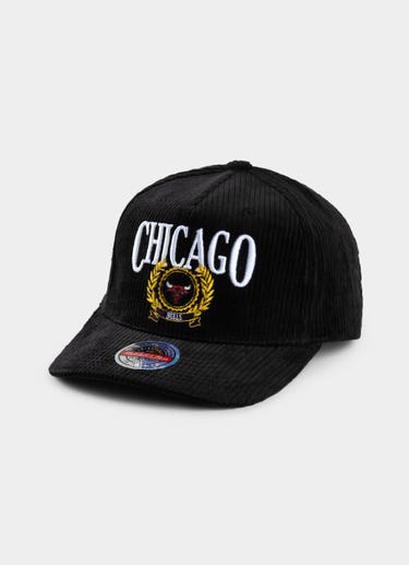 Mitchell & Ness Nba Chicago Bulls Laurel Classic Red Snapback Cap in Black