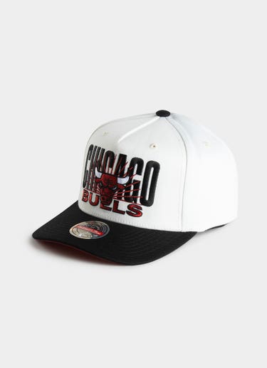 Mitchell & Ness Nba Chicago Bulls Post Up Mvp Snapback Cap in White
