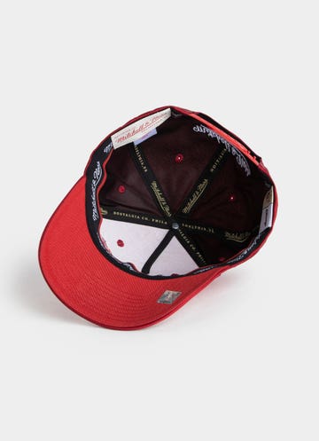 Mitchell & Ness Nba Chicago Bulls Satin Snapback Cap in Red