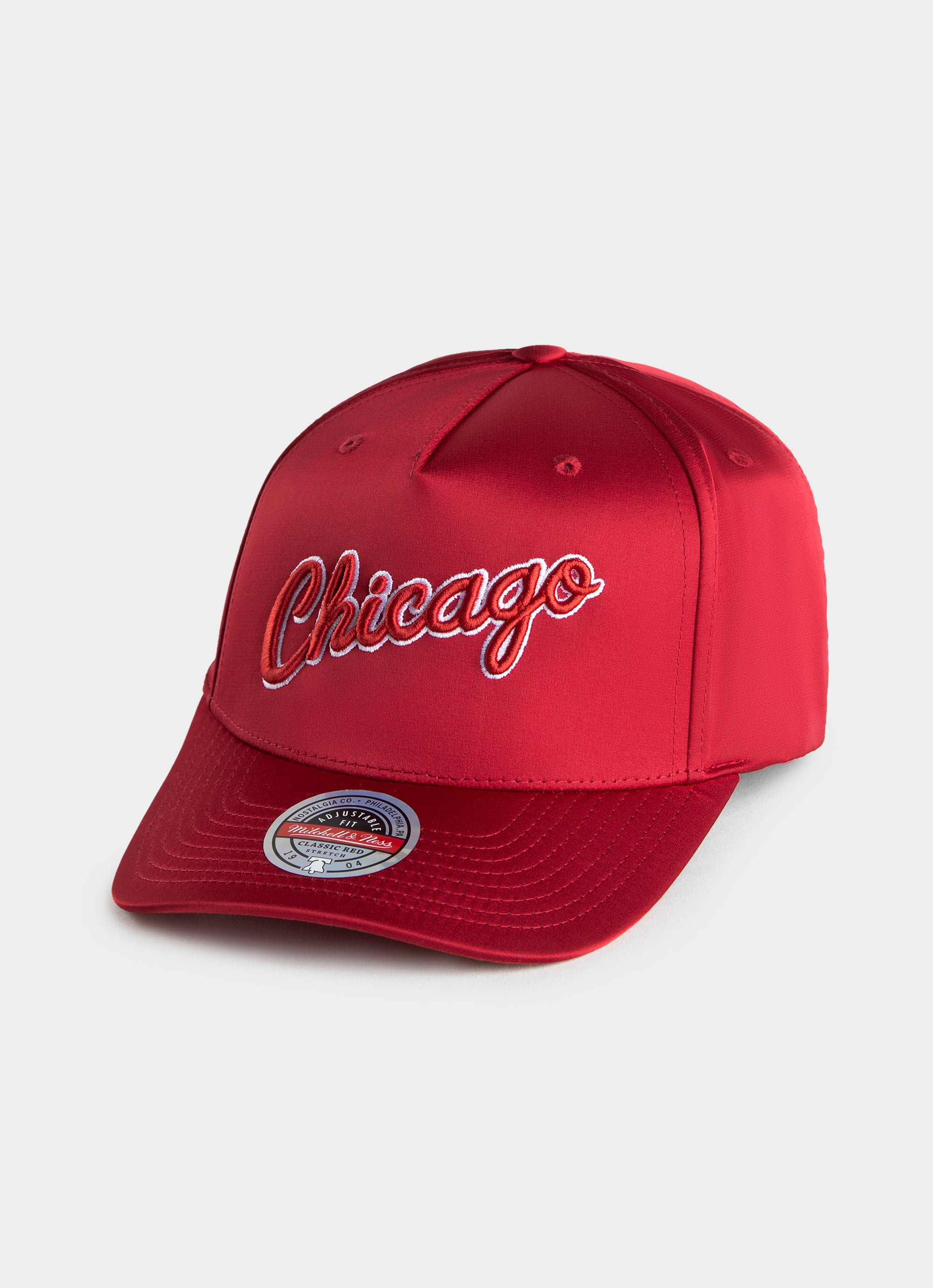 Mitchell & Ness Nba Chicago Bulls Satin Snapback Cap in Red