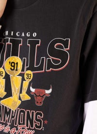 Mitchell & Ness NBA Chicago Bulls Vintage Trophy Tee