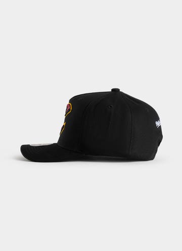 Mitchell & Ness Nba Cleveland Cavaliers Team Colour Logo Mvp Snapback Cap in Black