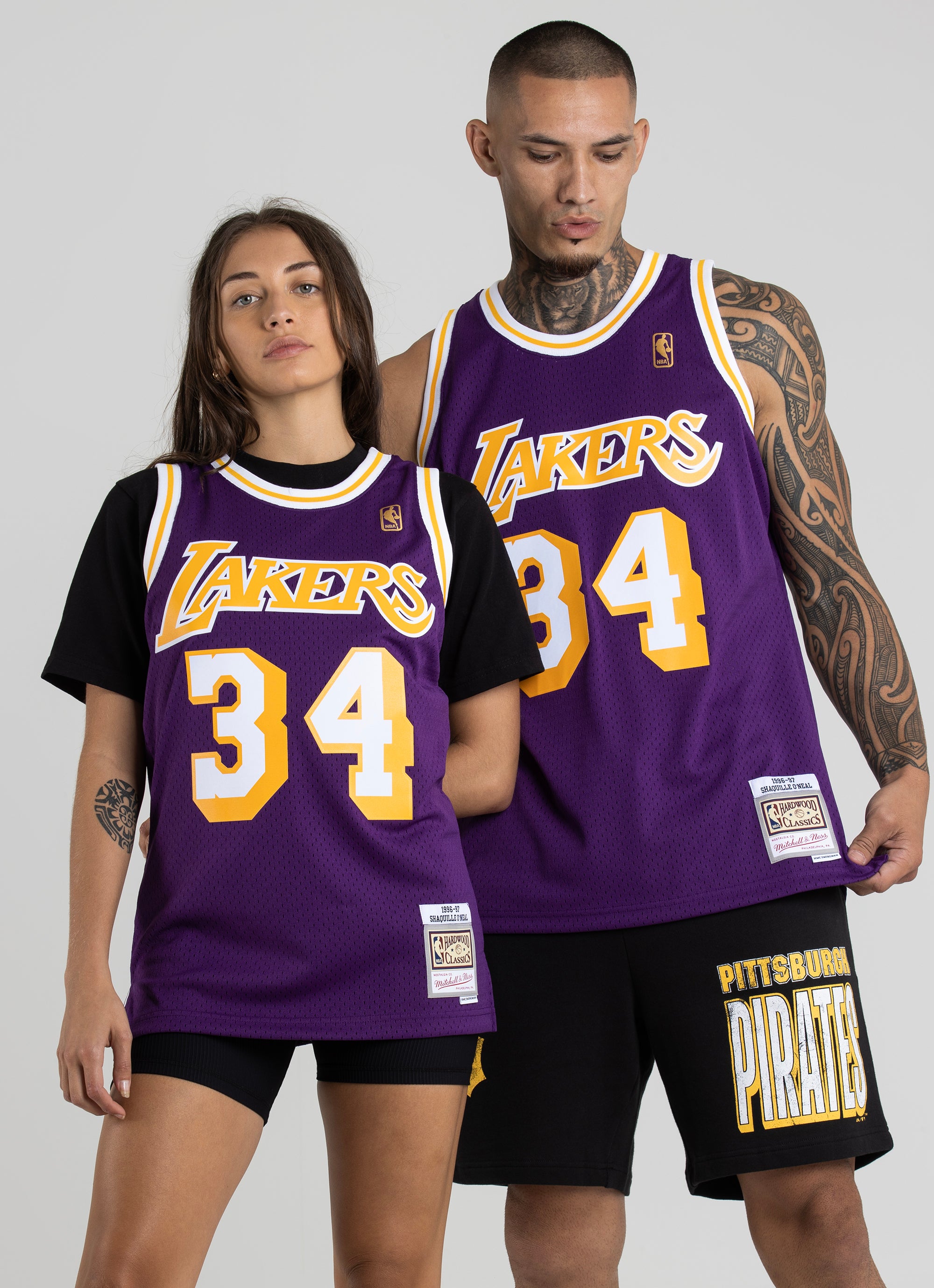 Mitchell & Ness 1996-97 Los Angeles Lakers (Gold Body) Authentic Short