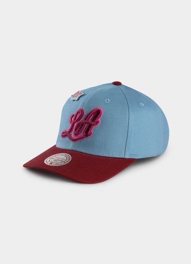 Mitchell & Ness Nba Los Angeles Lakers Lover Boy Pro Crown Snapback Cap in Blue