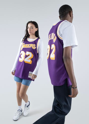 Mitchell & Ness Nba Los Angeles Lakers Magic Johnson Swingman Jersey in Purple