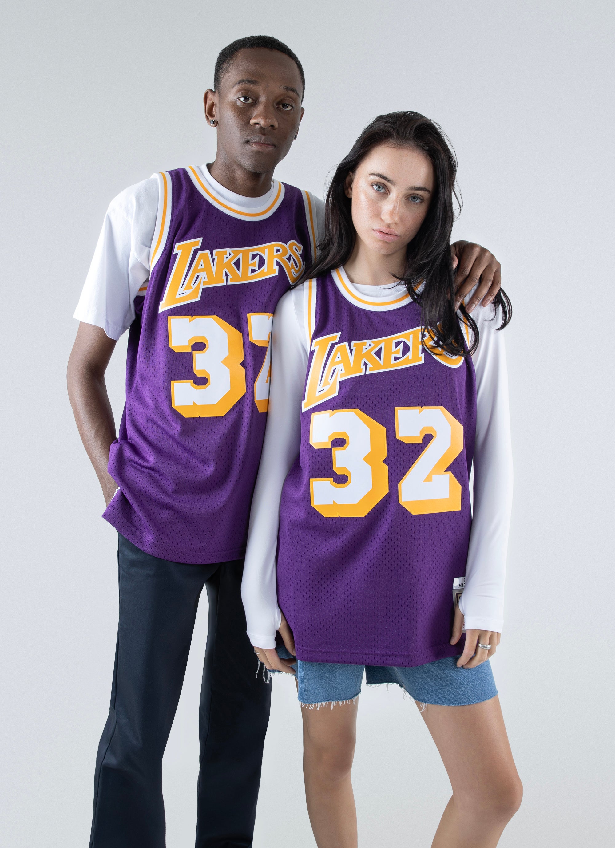Mitchell & Ness Nba Los Angeles Lakers Magic Johnson Swingman Jersey in Purple