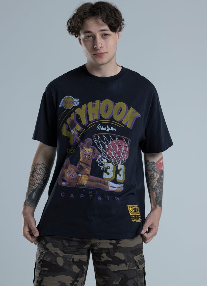 Mitchell & Ness NBA Los Angeles Lakers The Captain Vintage Tee
