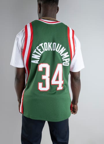 Giannis Antetokounmpo Milwaukee Bucks Nike Youth Swingman Jersey Green - Icon Edition, Size: XL