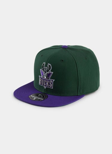 Mitchell & Ness Nba Milwaukee Bucks Tm 2 Tone 2.0 Fitted Cap in Green