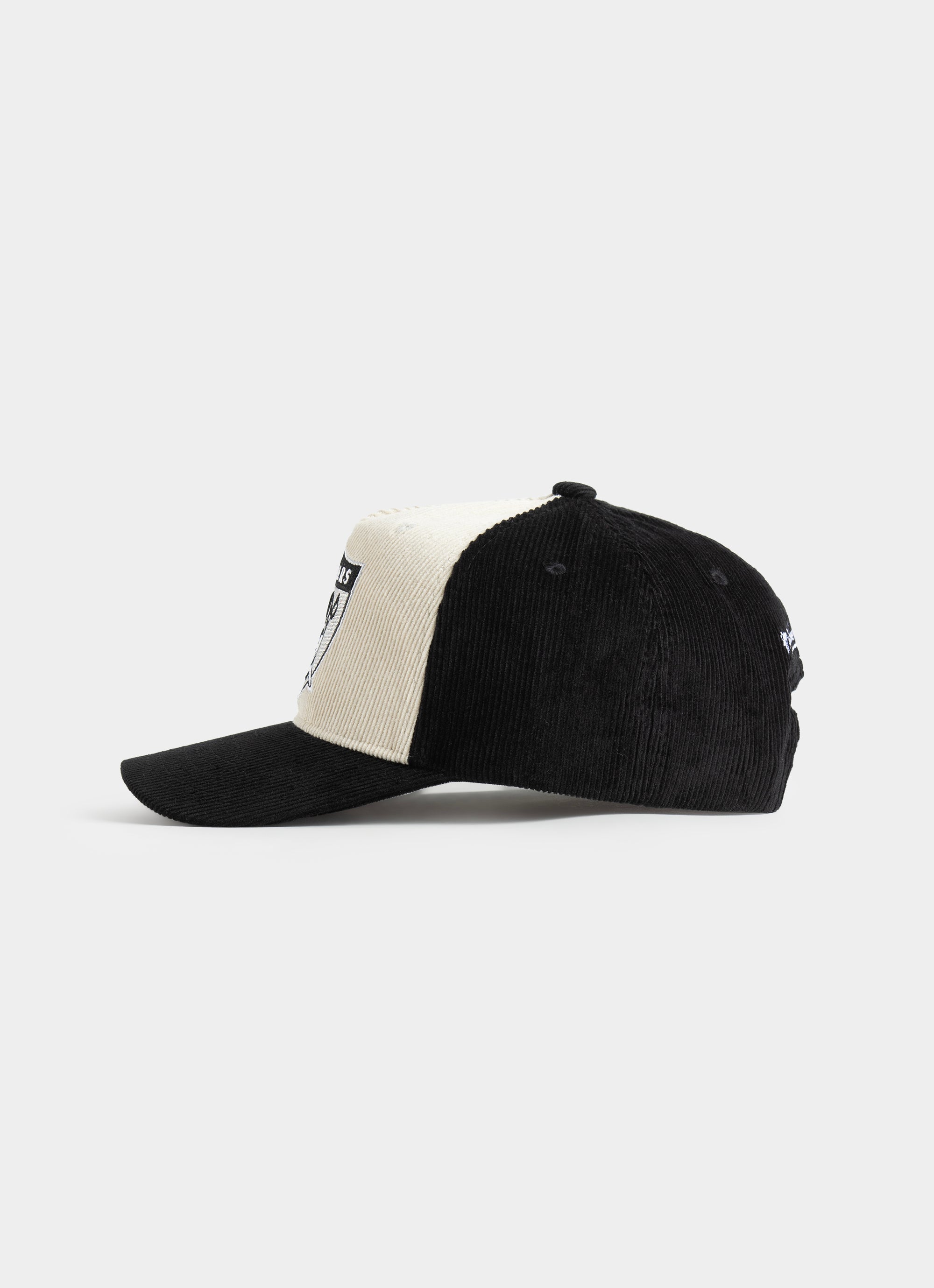 Mitchell & Ness Nfl Las Vegas Raiders Front Row Origin Snapback Cap in Black