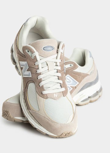 New Balance 2002r Shoes in Brown