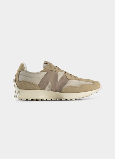 New Balance 327 Shoes - Unisex in Beige