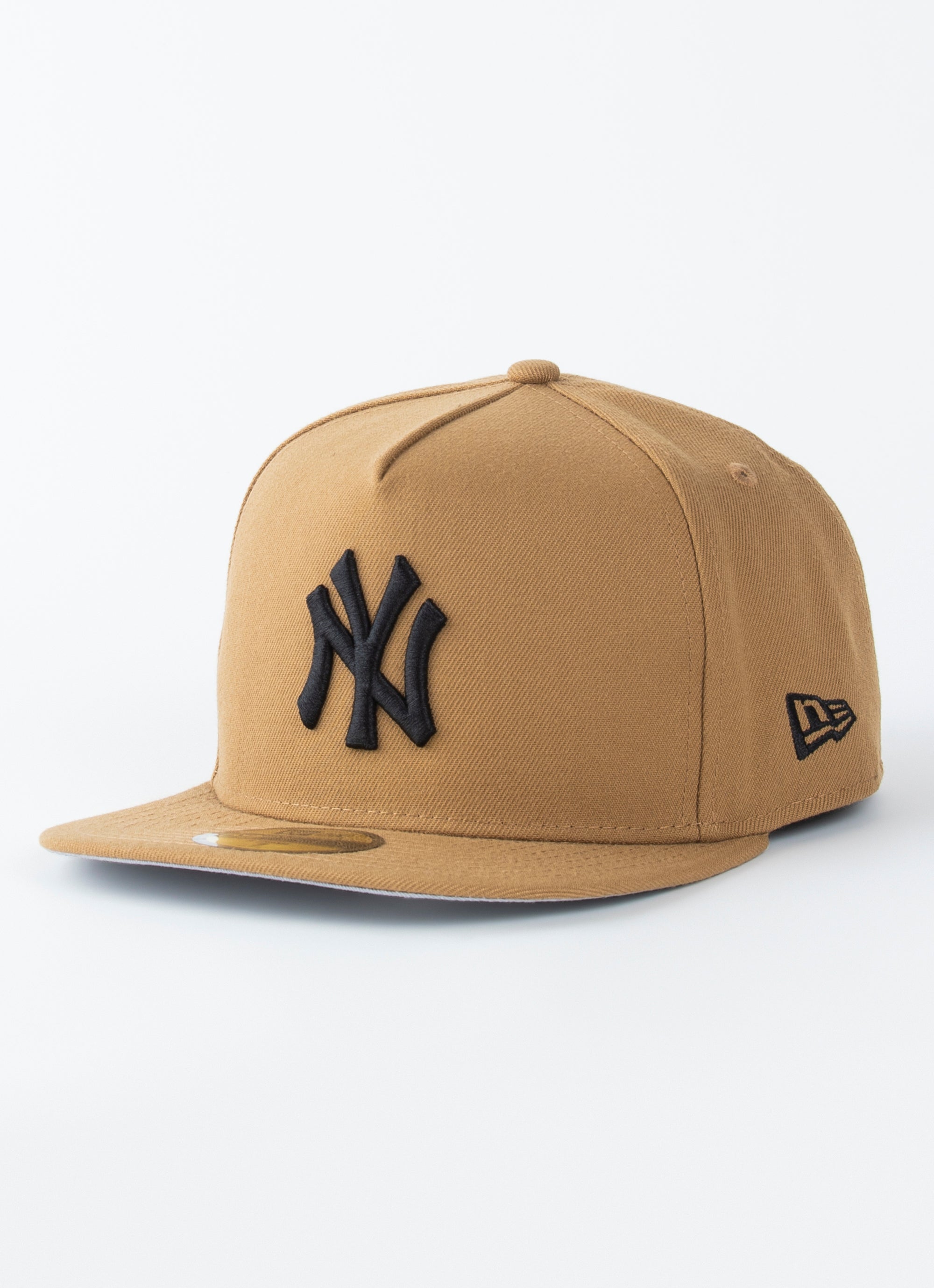 9Fifty MLB White Crown Yankees Cap by New Era  3295 