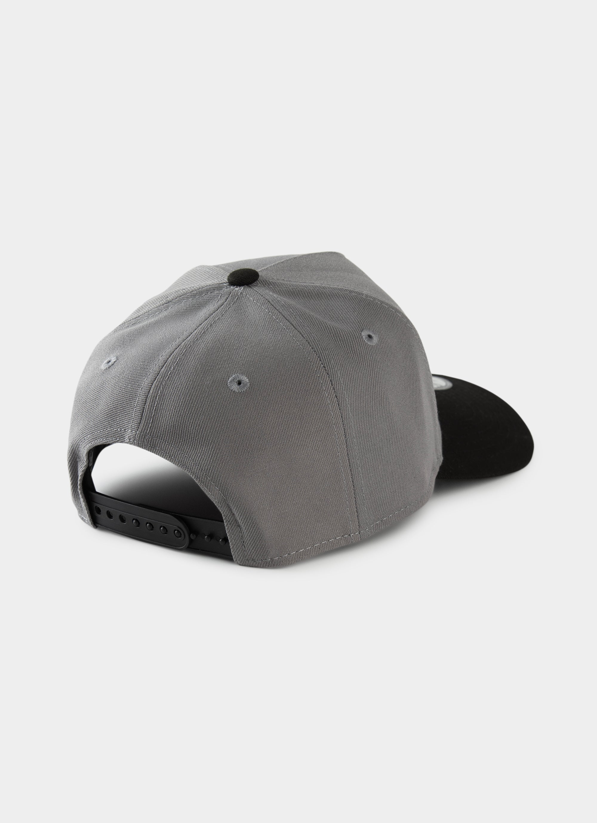 New Era 9forty A-frame All Blacks Storm Grey 2-tone Snapback Cap in Grey
