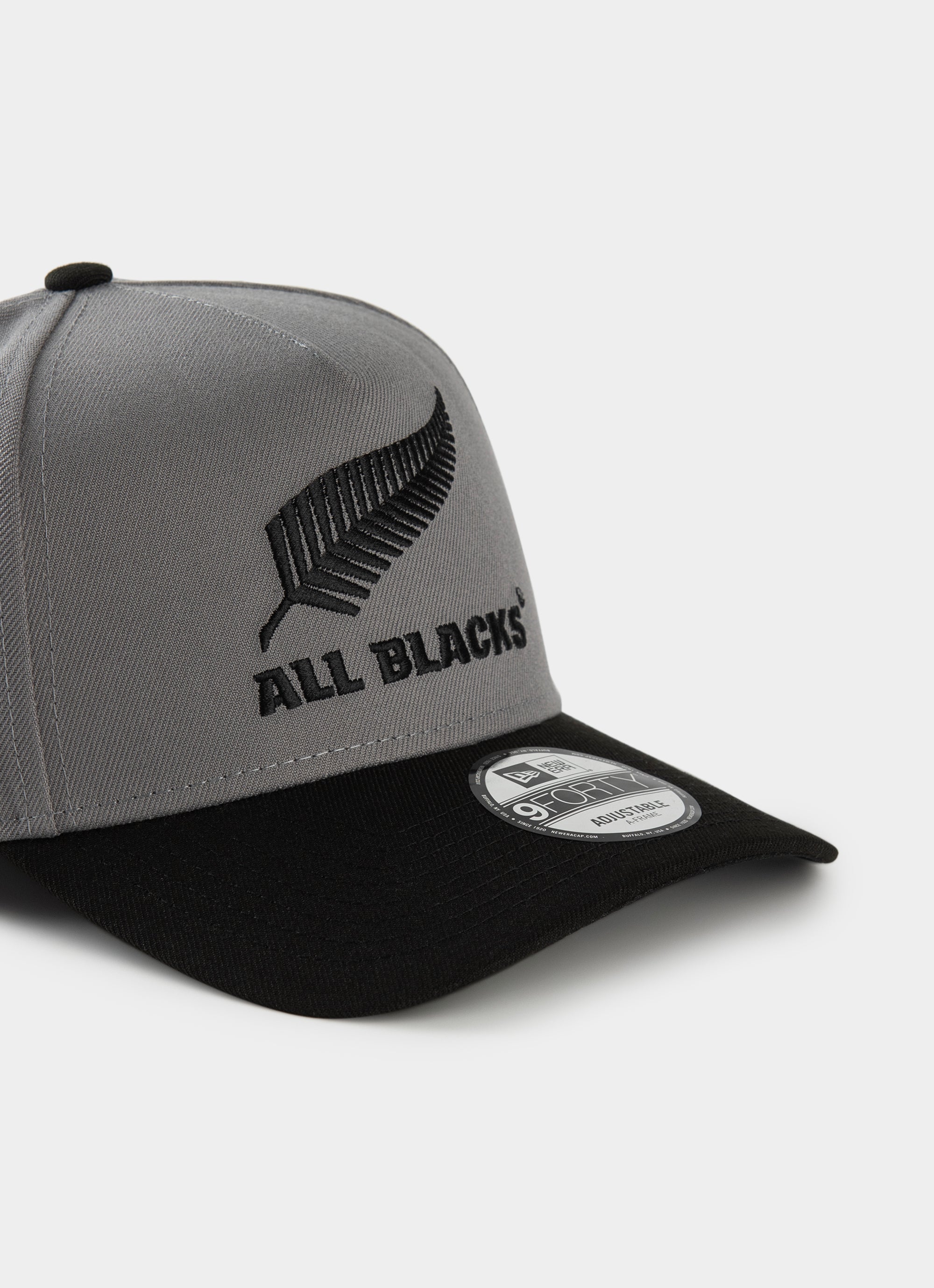 New Era 9forty A-frame All Blacks Storm Grey 2-tone Snapback Cap in Grey