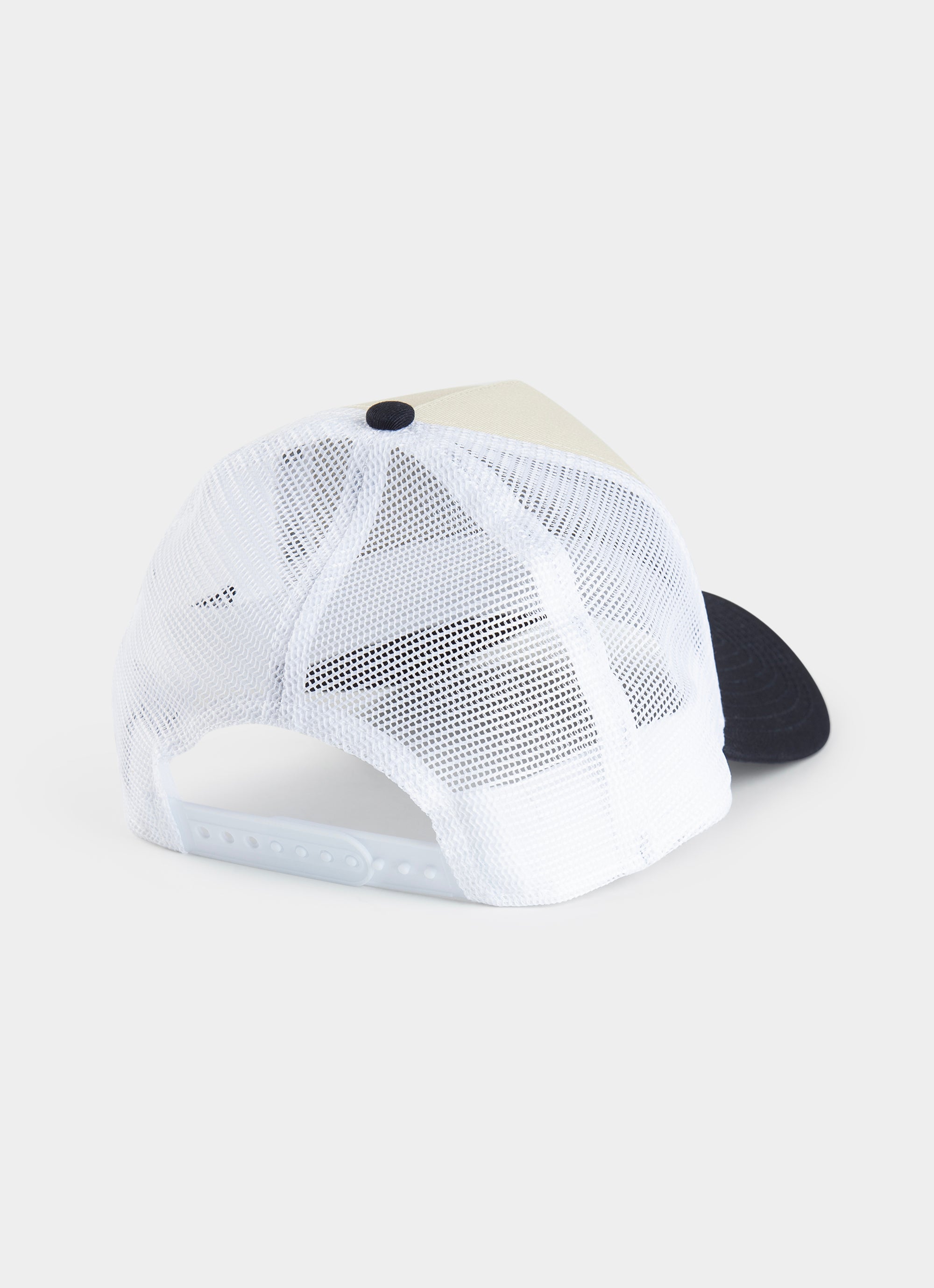New Era 9forty A-frame Red Bull F1 Trucker Snapback Cap in Beige