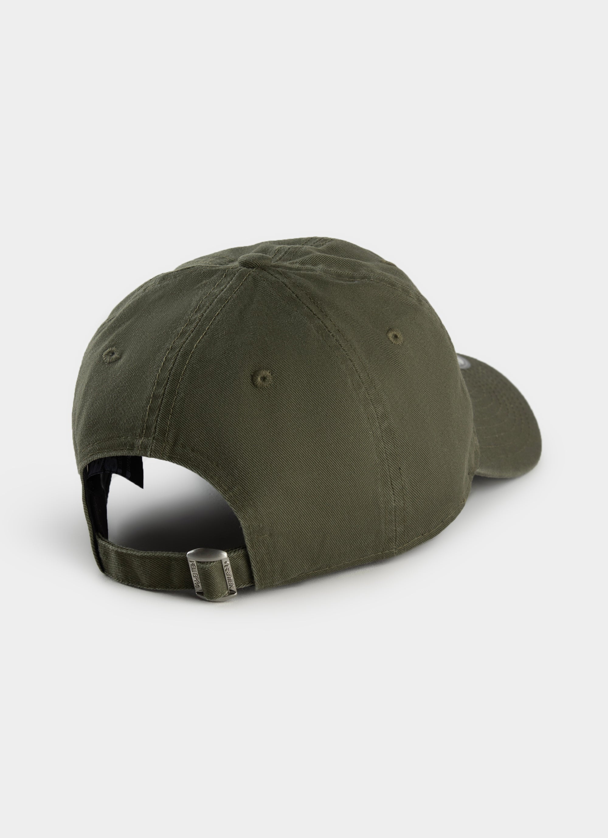 New Era 9twenty Tom And Jerry Cloth Strap Cap in Green