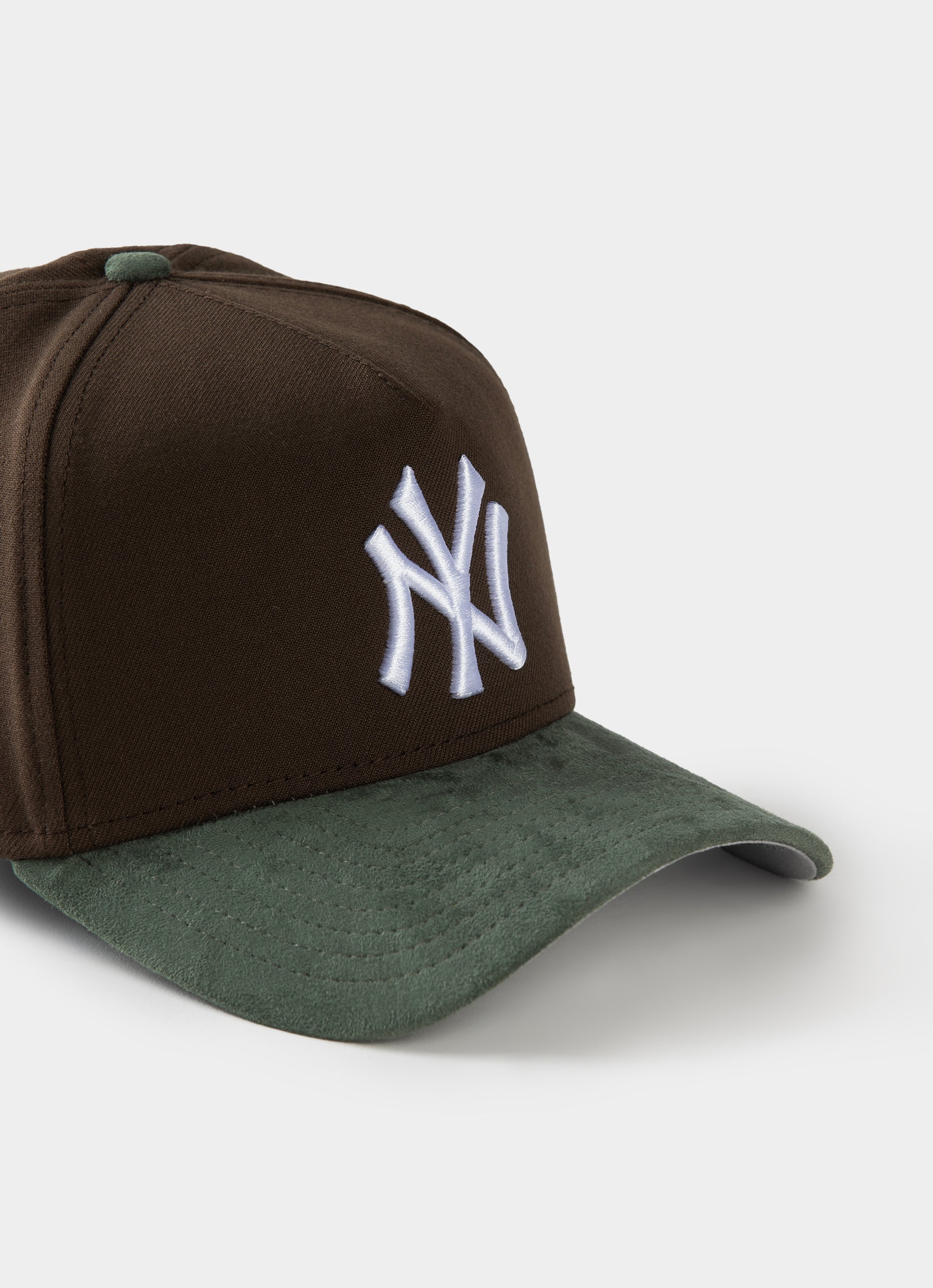 New Era Mlb 39thirty A-frame New York Yankees Beef N Broc Suede