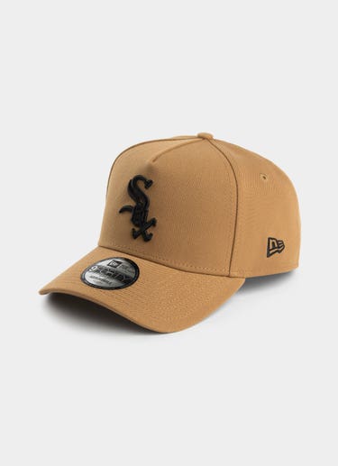 New Era Mlb 9forty A-frame Chicago White Sox Evergreen Snapback Cap in Beige