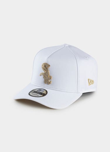 New Era Mlb 9forty A-frame Chicago White Sox Gold Metal Badge Diamante Cap in White