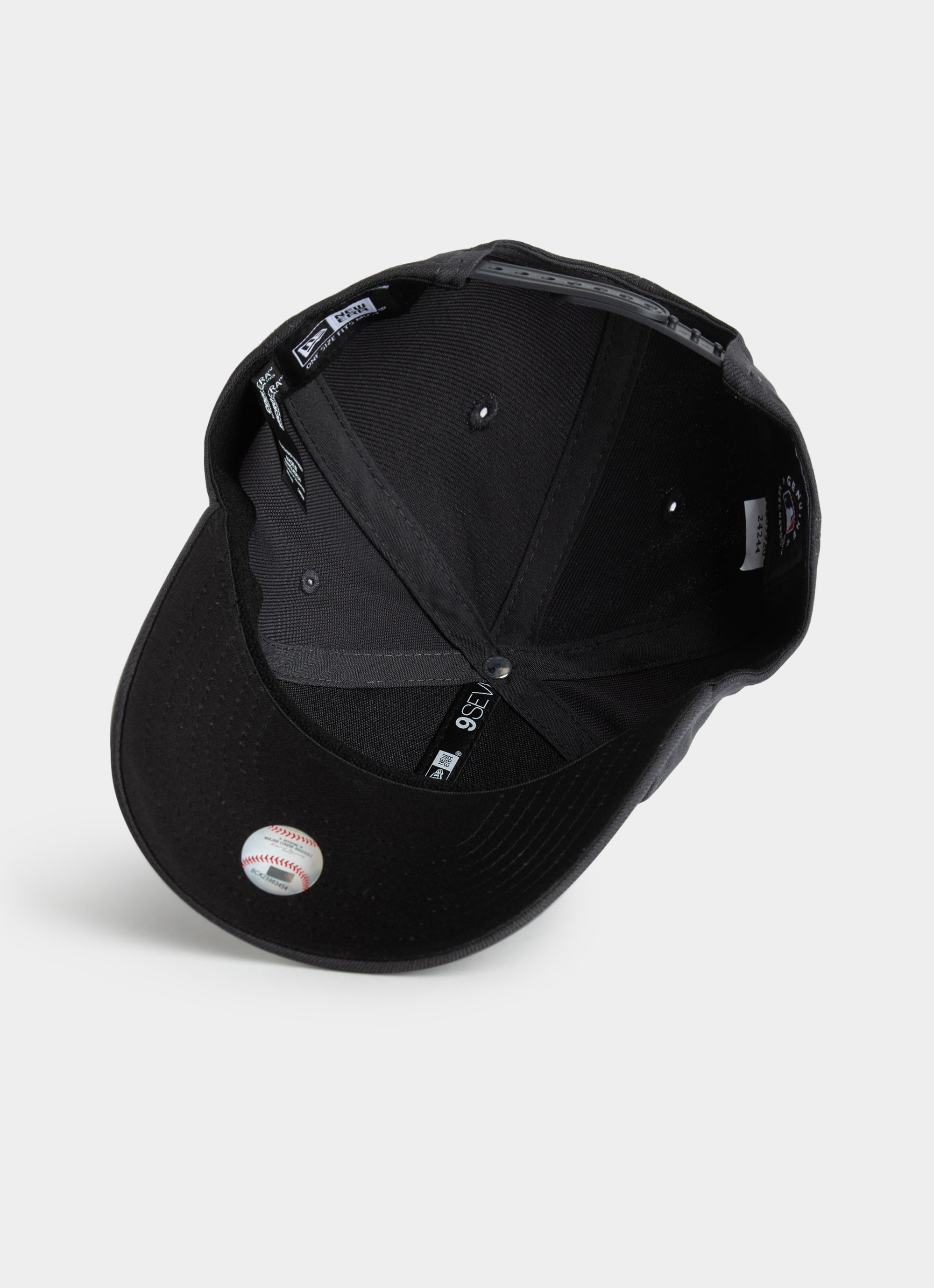 限定品☆NEW ERA☆ 9SEVENTY Carbon Steel ストレッチ キャップ