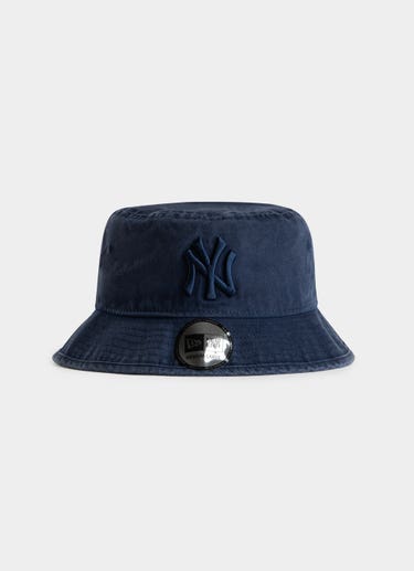 New Era Mlb New York Yankees Tonal Snow Wash Bucket Hat in Blue