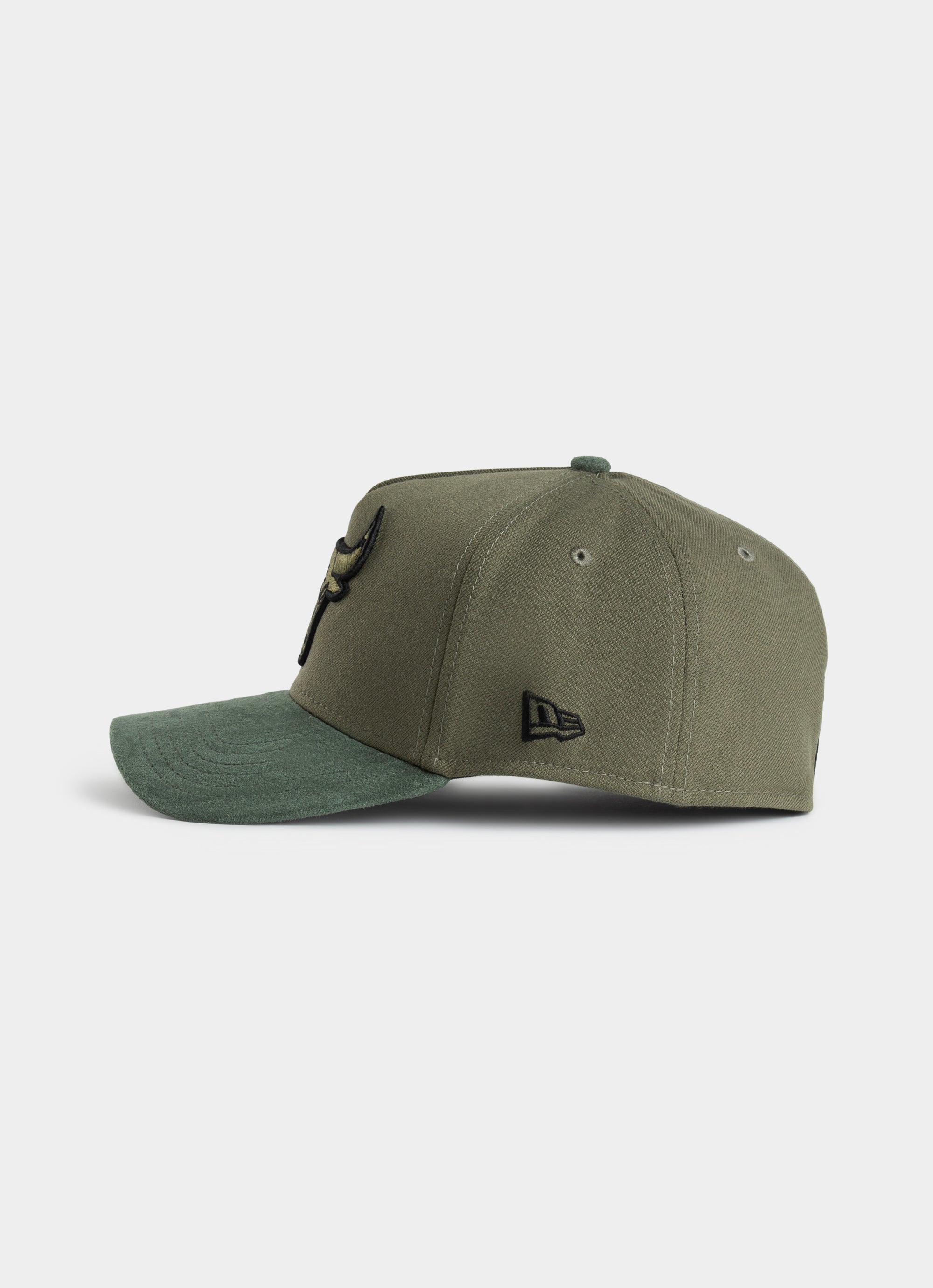 New Era Nba 39thirty A-frame Chicago Bulls Olive Premium Fitted Cap in Green