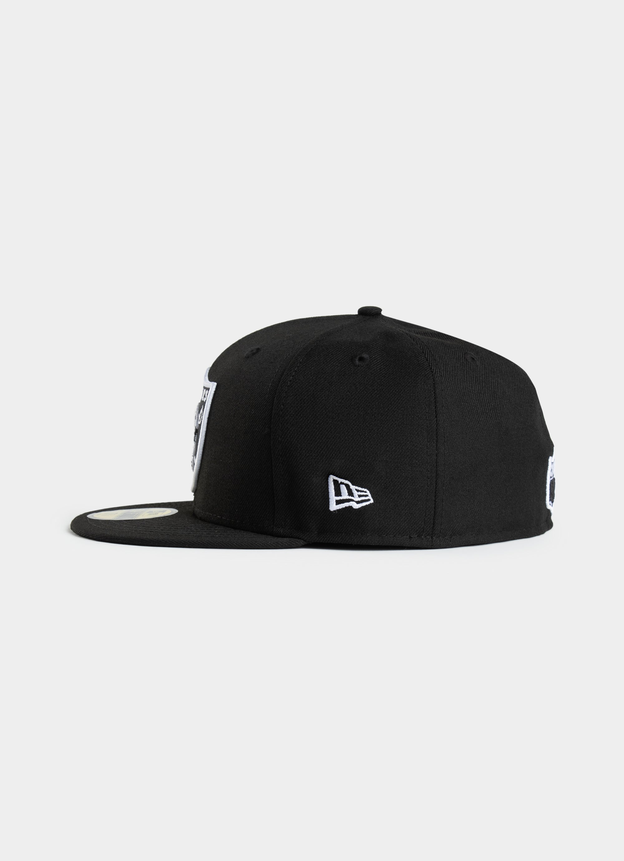 New Era Nfl 59fifty Las Vegas Raiders Official Team Colour Fitted Cap in Black