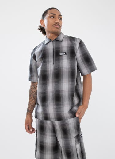 Outlaw Collective Rogue Half Zip S/s Shirt in Multi
