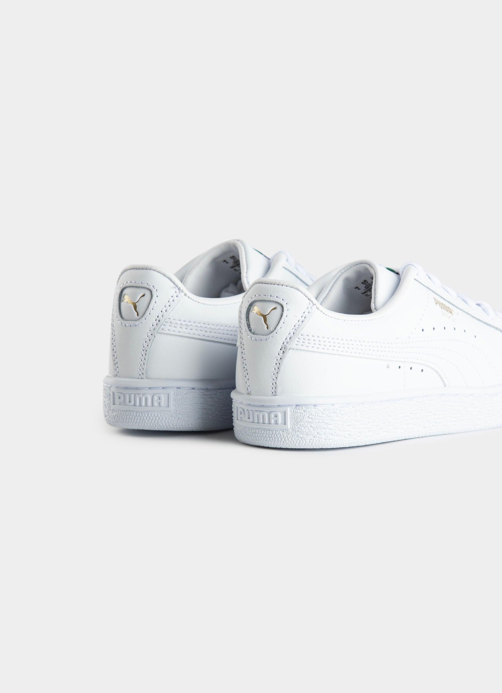 Puma Basket Classic Xxi Shoe - Youth in White